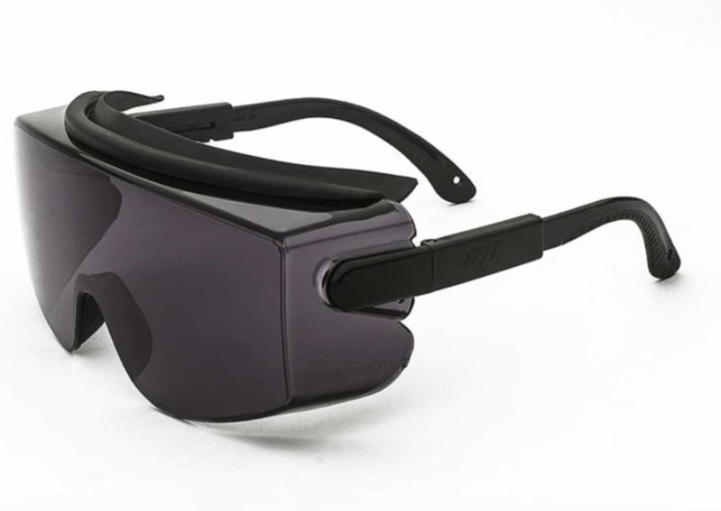 LENTE-TOPGUN-OP-GRIS-AF-ULTRA-VICSA.jpg