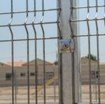 2-Poste-Remachado-Empotrado-para-Cercos-60mm-x-60mm-x-230m-alto-Galvanizado.jpg