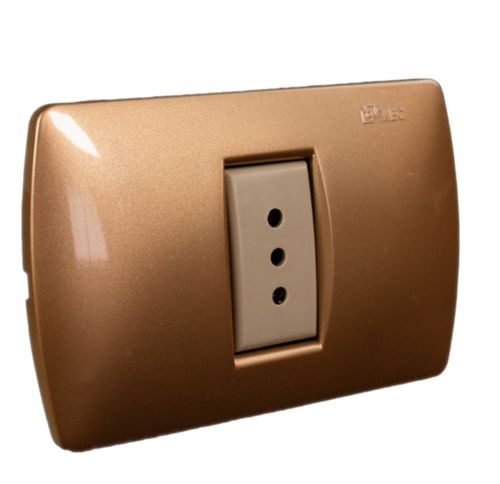 Enchufe Sencillo 2P+T 250V 10A Champ Beige Linea Grand Mec