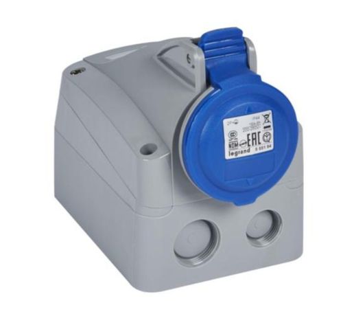 Enchufe Industrial P17 Sobrepuesta 2P+T Legrand