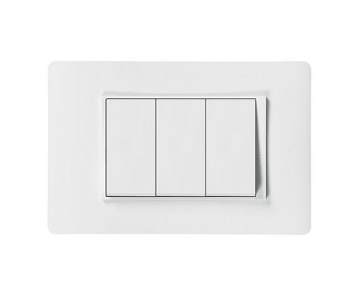 Interruptor Triple 9/32 Blanco Placa 3P Blanca Bticino