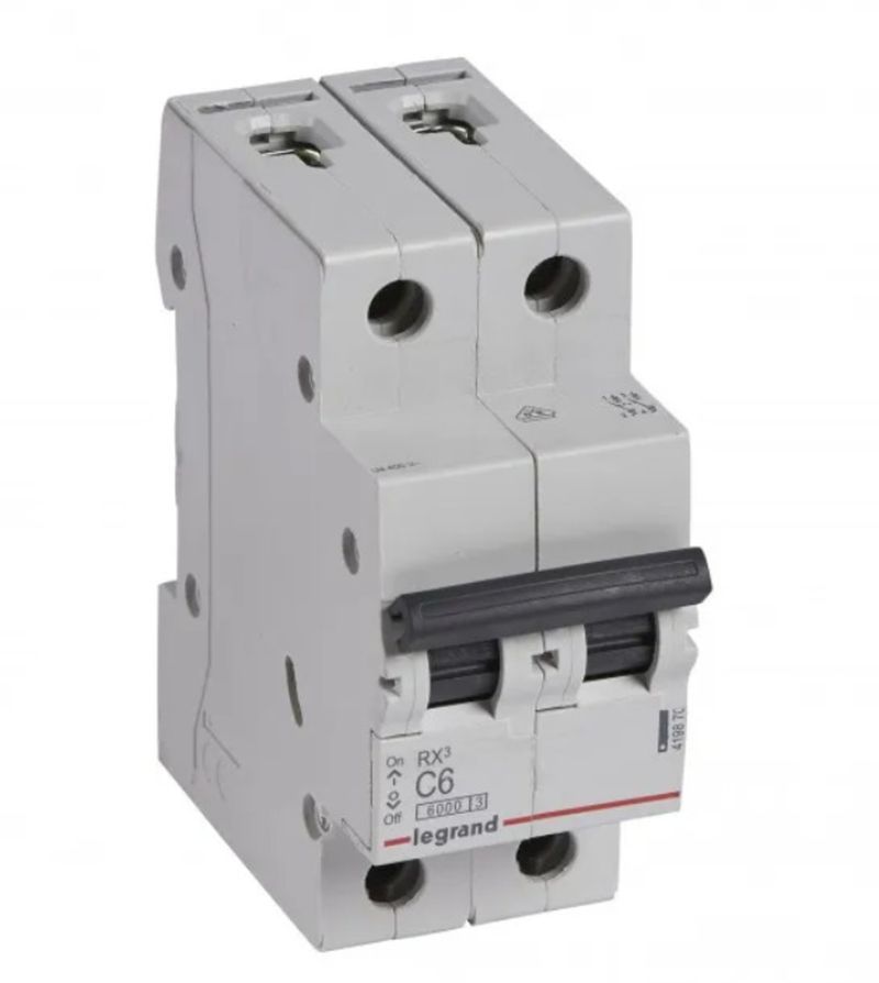 INTERRUPTOR-TERMOMAGNETICO-2x20A-curva-C-Legrand.jpg