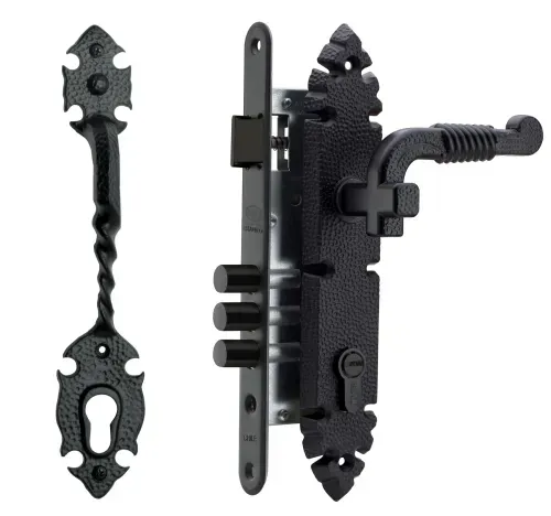 Cerradura Embutida Rústica B40 Manilla Acceso ½ + Tirador Negro Poli